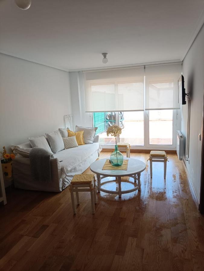 Apartamento Con Terraza Комильяс Экстерьер фото